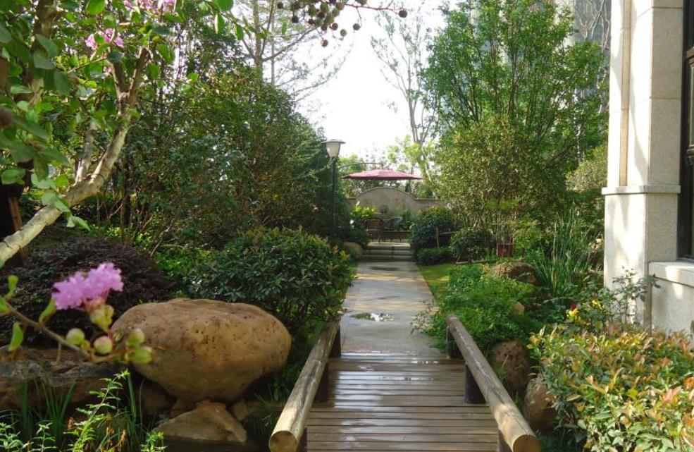 小區(qū)園林景觀的分類都有哪些？